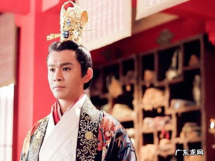 如何高情商夸赞男人的话 带幽默夸人帅的句子搞笑