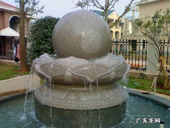 石球在水上转动是什么原理 风水球应该往哪边转