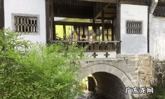 月亮门风水作用 小区整体规划月亮形风水