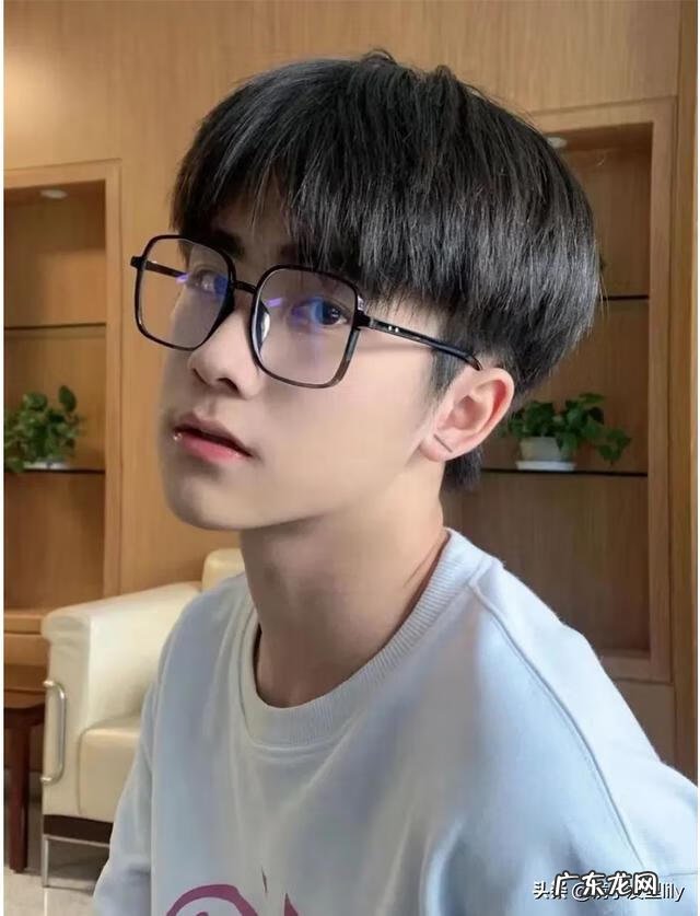 男生发型大全及名称 各种男生发型及名称