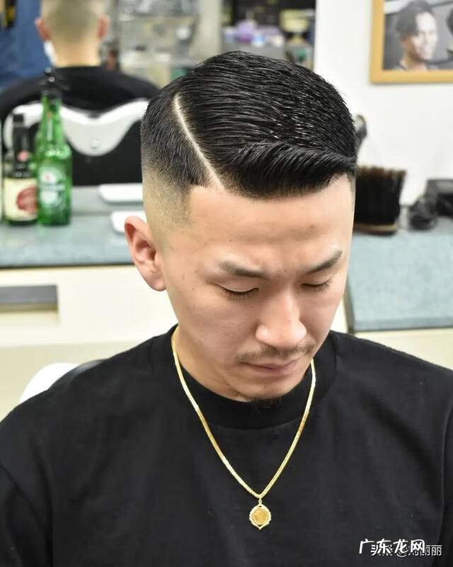 男孩发型剪法步骤 男士发型剪法图解