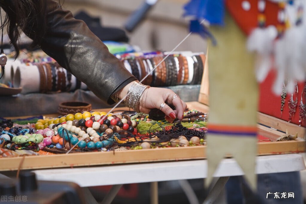 家门口人很多 风水 我家周围有人赶集风水好吗