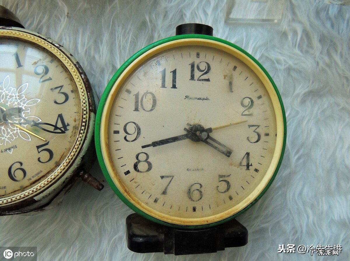 在线圆形时钟 动态 挂钟风水圆形还是方形