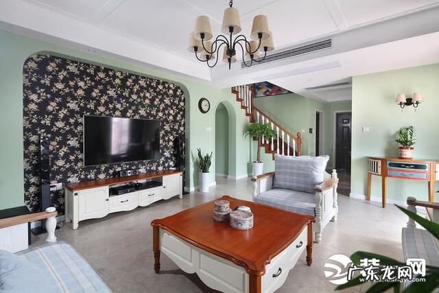 客厅表挂在什么位置好 风水 表挂在什么位置风水最好