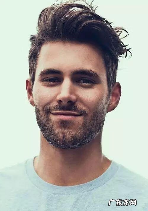 瓜子脸男生清爽发型 瓜子脸男生发型大全