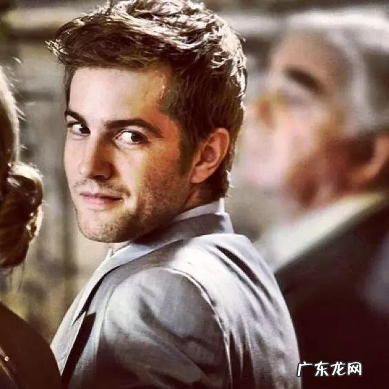 瓜子脸男生清爽发型 瓜子脸男生发型大全