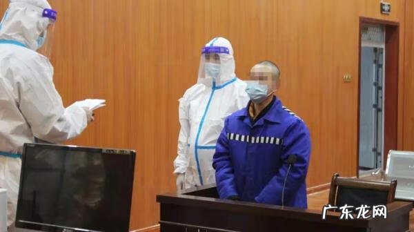 墓碑碑帽角掉了一块 墓碑基座掉了一角 风水