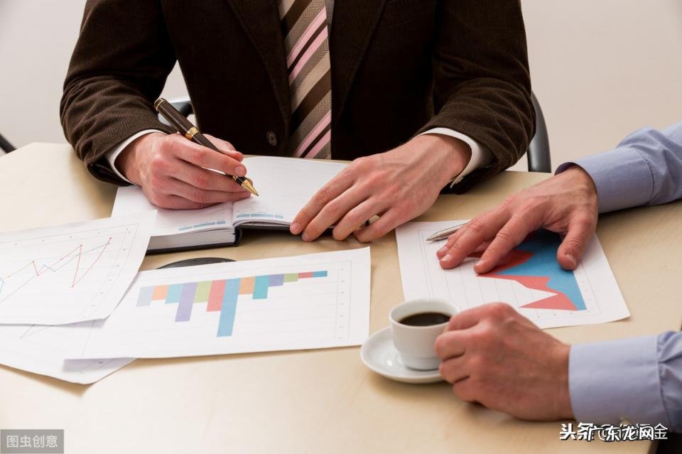 解析2个职位职责及权限对比表 董事长与总裁的区别是什么意思