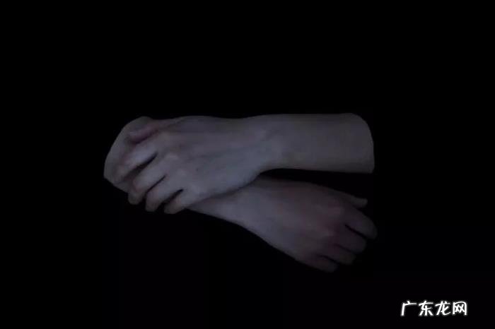 男人吵架摔东西算家暴吗知乎 不分手就等着被家暴吧免费阅读