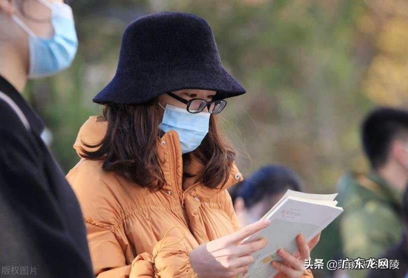 一共有180人参加 国家公务员考试图片要求