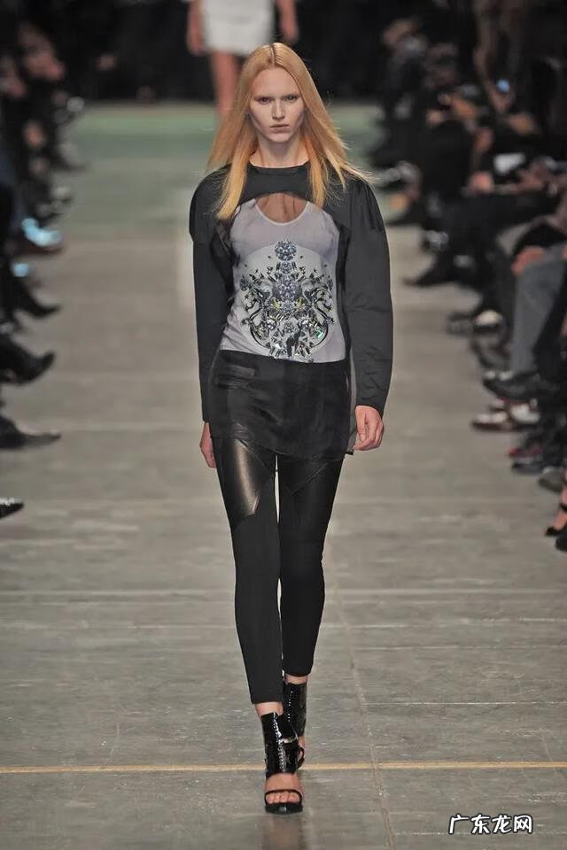 秋装女生衣服搭配大全 秋季女装穿搭