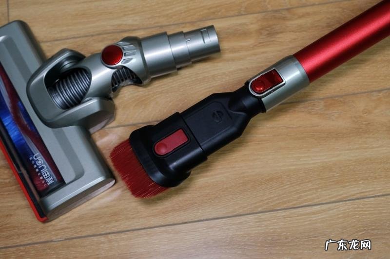 吸尘机吸尘器哪个好用 斐纳吸尘器和戴森吸尘器哪个好
