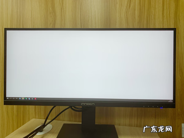 手机招财风水鱼壁纸图 4k带鱼屏壁纸