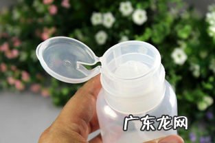 卸甲水可以代替清洁水吗 卸甲水怎么用来卸甲油胶视频