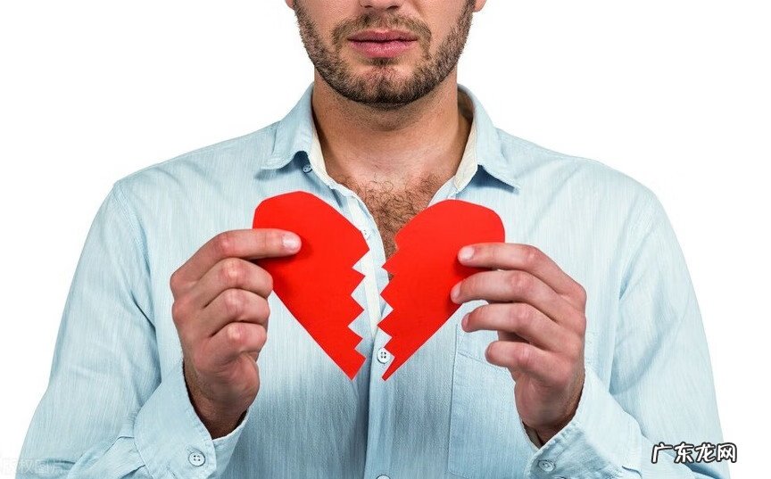 女性左肋骨下面突然疼 肋骨中间疼是怎么回事