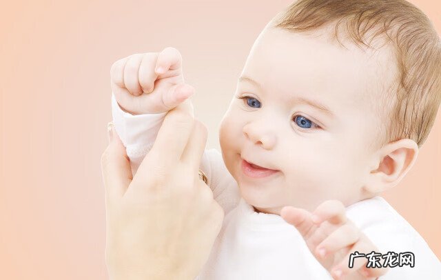 小婴儿湿疹最佳治疗方法 小儿湿疹的治疗办法