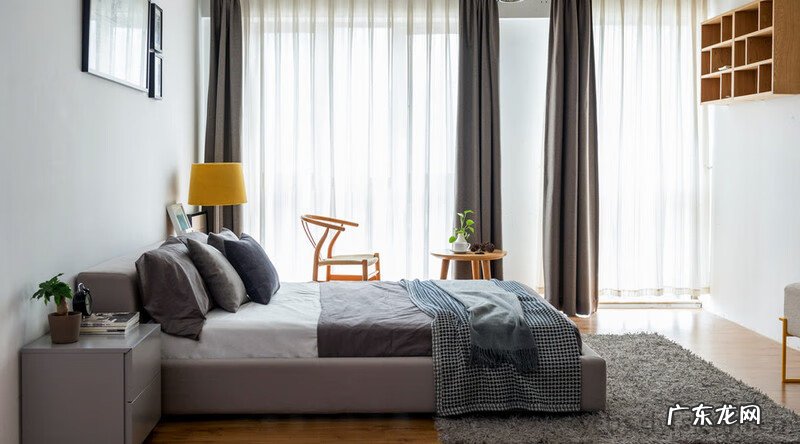 床头柜要比床高吗风水 床头柜过高影响风水吗