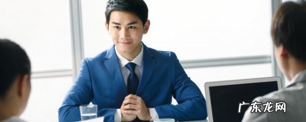 职场上太单纯的人几个表现是什么,太单纯的人有什么表现