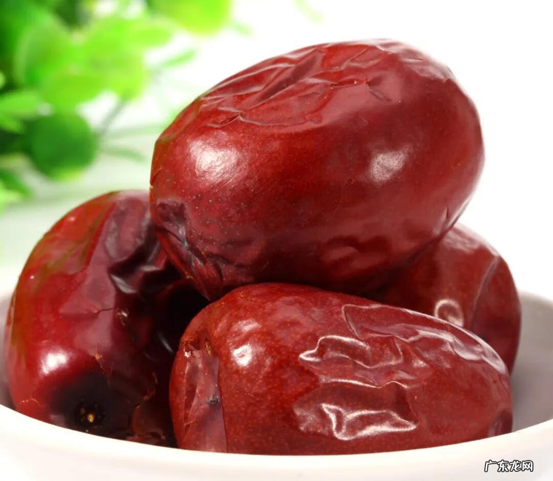 吃红枣会发胖吗 一天吃红枣吃多了会怎么样