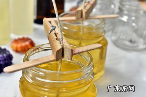 蜂蜜的保质期多久就不能吃 野生蜂蜜有保质期吗 保质期多久