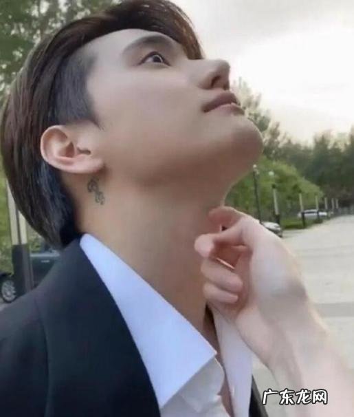 张檬怎么认识小五,张檬小五拥吻