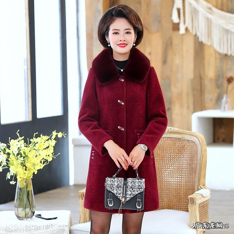 人造水貂绒是什么面料 复古民族风水貂绒外套