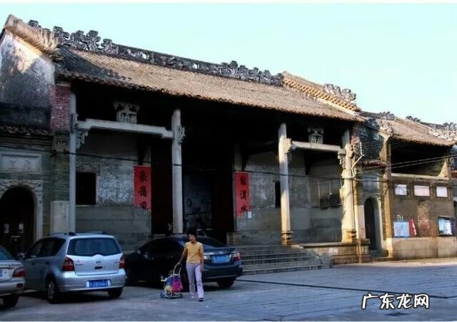 房子左边有池塘好不好 屋左侧有池塘风水好不好