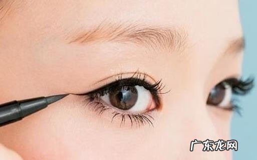 眼线液的画法和技巧 眼线液怎么画初学者