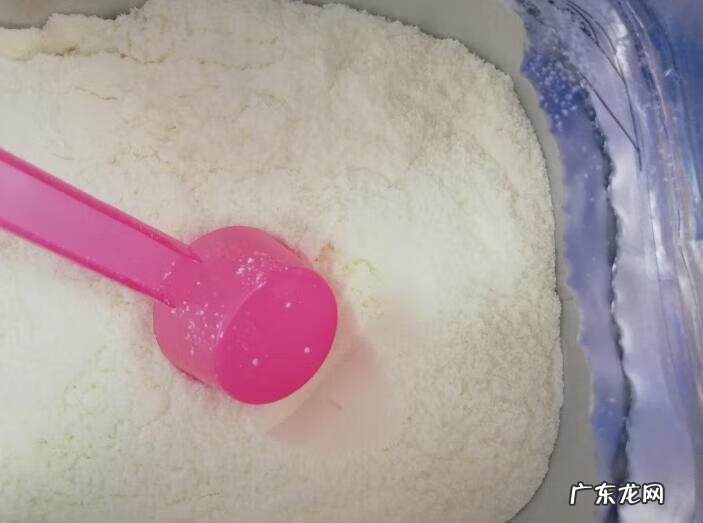 新生儿奶粉排行榜前十位 新生儿奶粉哪种好?