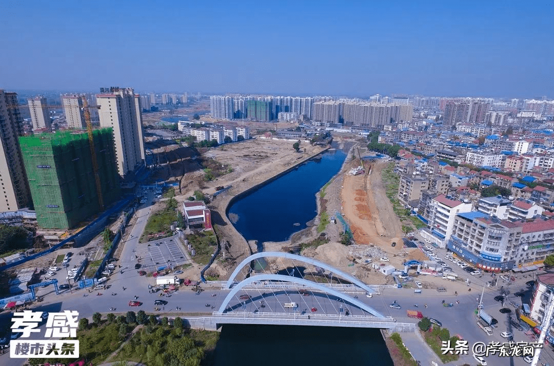 童颜秘笈化妆品多少钱一套 中国风水秘笈郡伟华多少钱一本