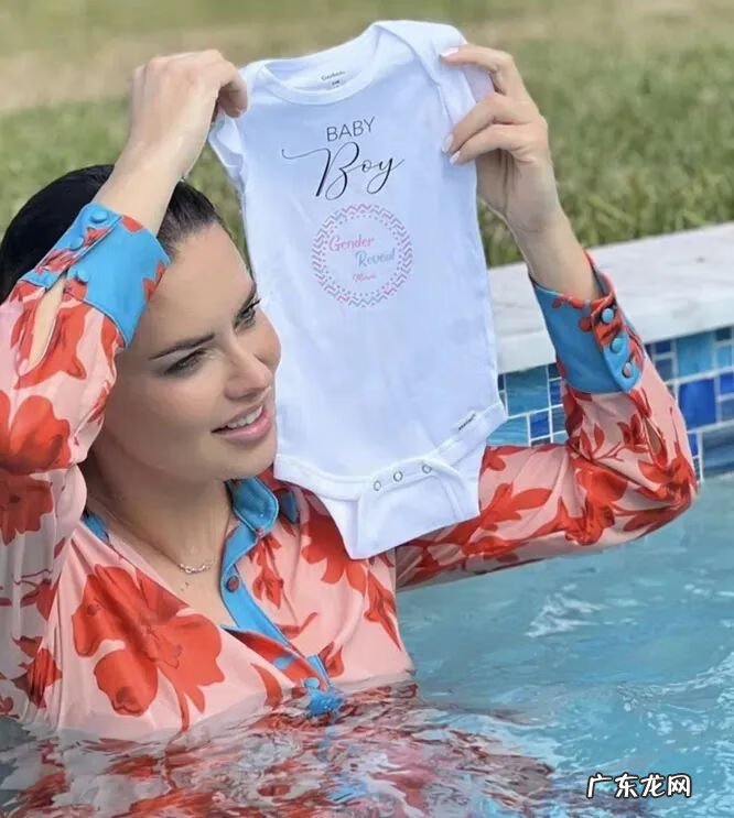 妊娠纹刚出来的样子 妊娠纹是什么样的图片