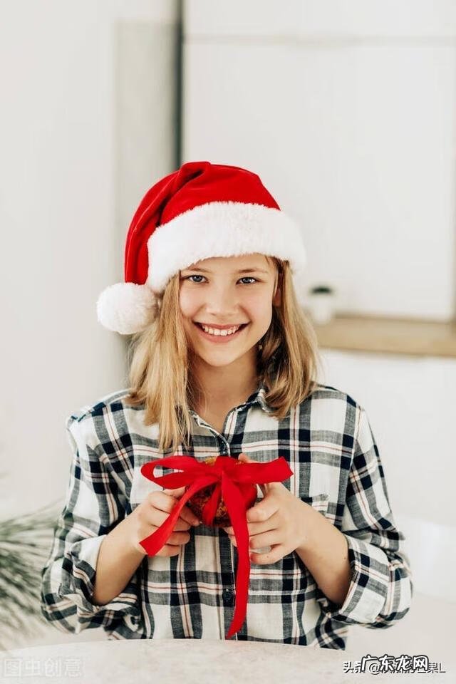 怎样跟女生聊天找话题 怎样和女孩子聊天 聊什么话题