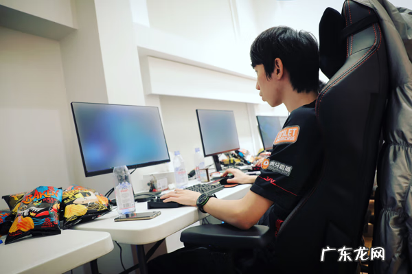 fpx战队几个中国人 fpx战队队员国籍