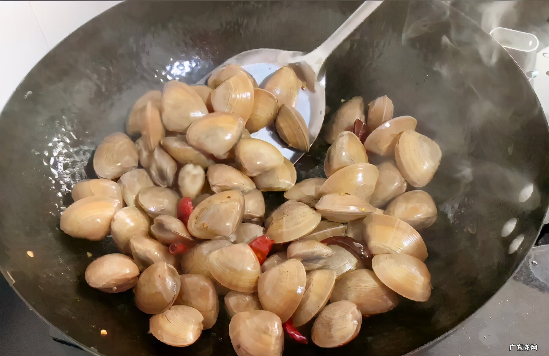 花甲的洗法最快的办法 花甲怎么洗最快最干净