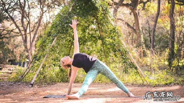 简单的瑜伽动作 入门 瑜伽的动作有哪些