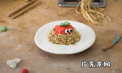 穿越到粘土世界 7号人的粘土世界