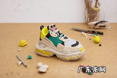 穿越到粘土世界 7号人的粘土世界