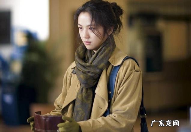 汤唯晒四岁女儿照片视频,汤唯带女儿回国