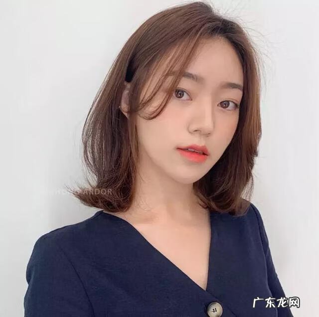 大圆脸适合的发型图片 减龄 大圆脸适合的发型图片