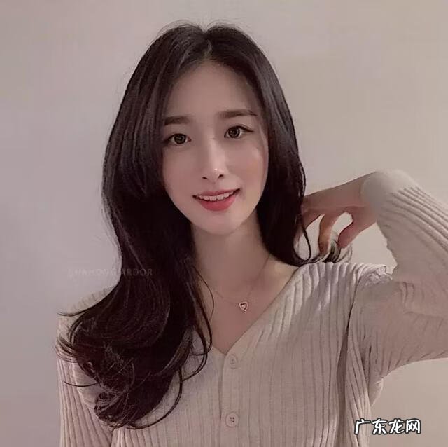 大圆脸适合的发型图片 减龄 大圆脸适合的发型图片