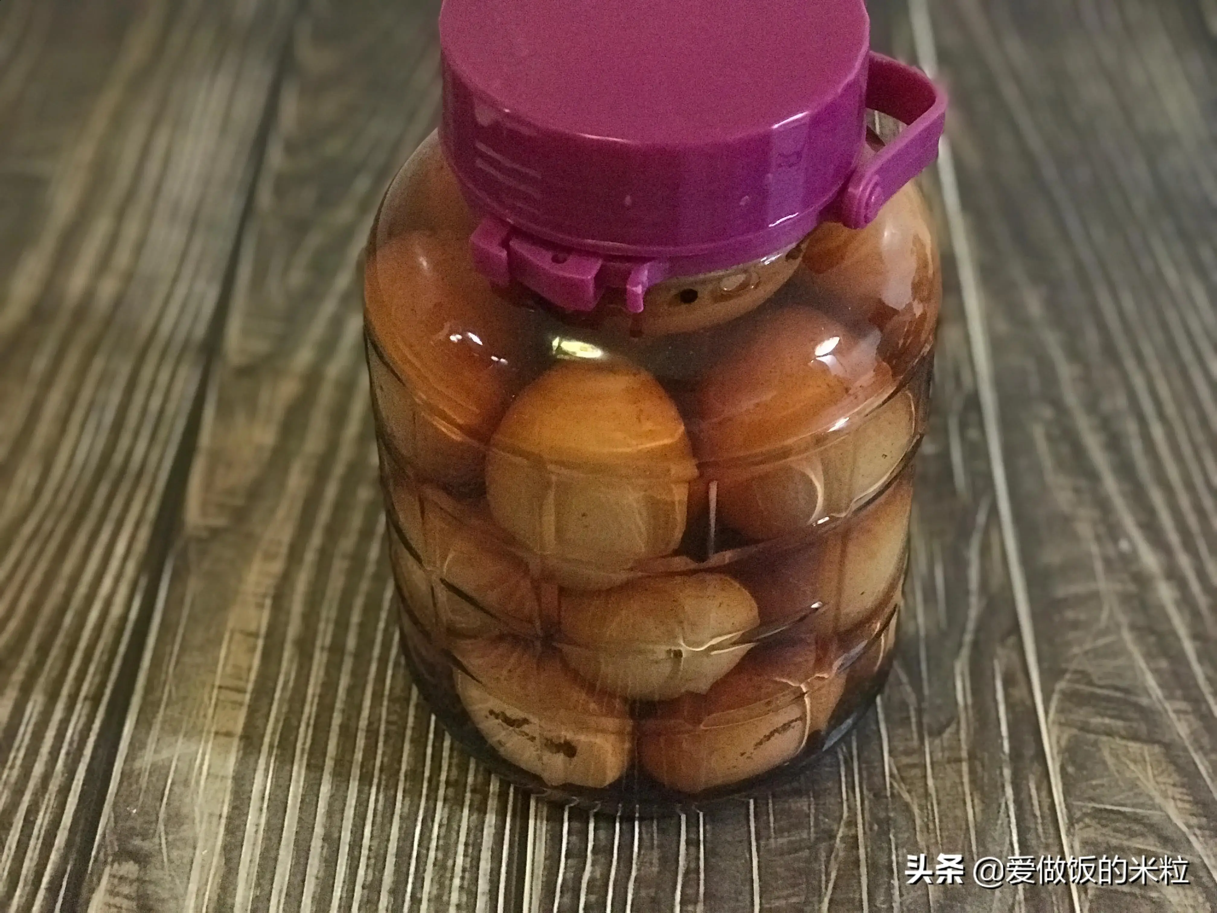 腌咸鸡蛋怎么腌好吃出油?教师节祝福语 腌咸鸡蛋的正确方法?