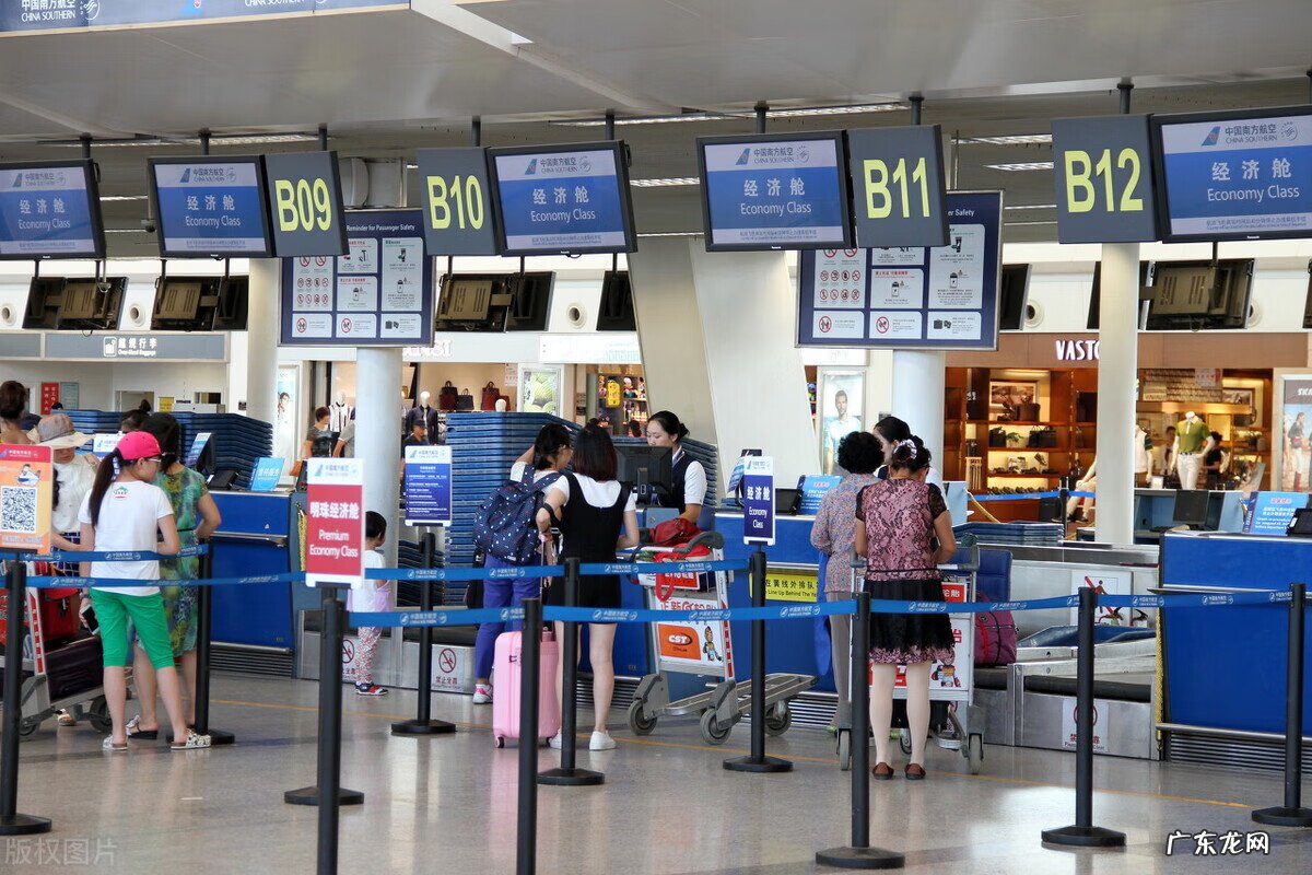 坐飞机可以随身携带多少行李 坐飞机能带多少行李?