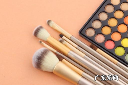 化妆刷怎么清洗保养,刚买的化妆刷怎么清洗