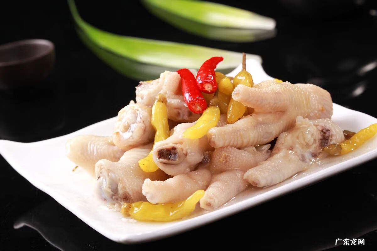 孕期可以吃泡椒鸡爪子吗 孕妇可以吃泡椒鸡爪不