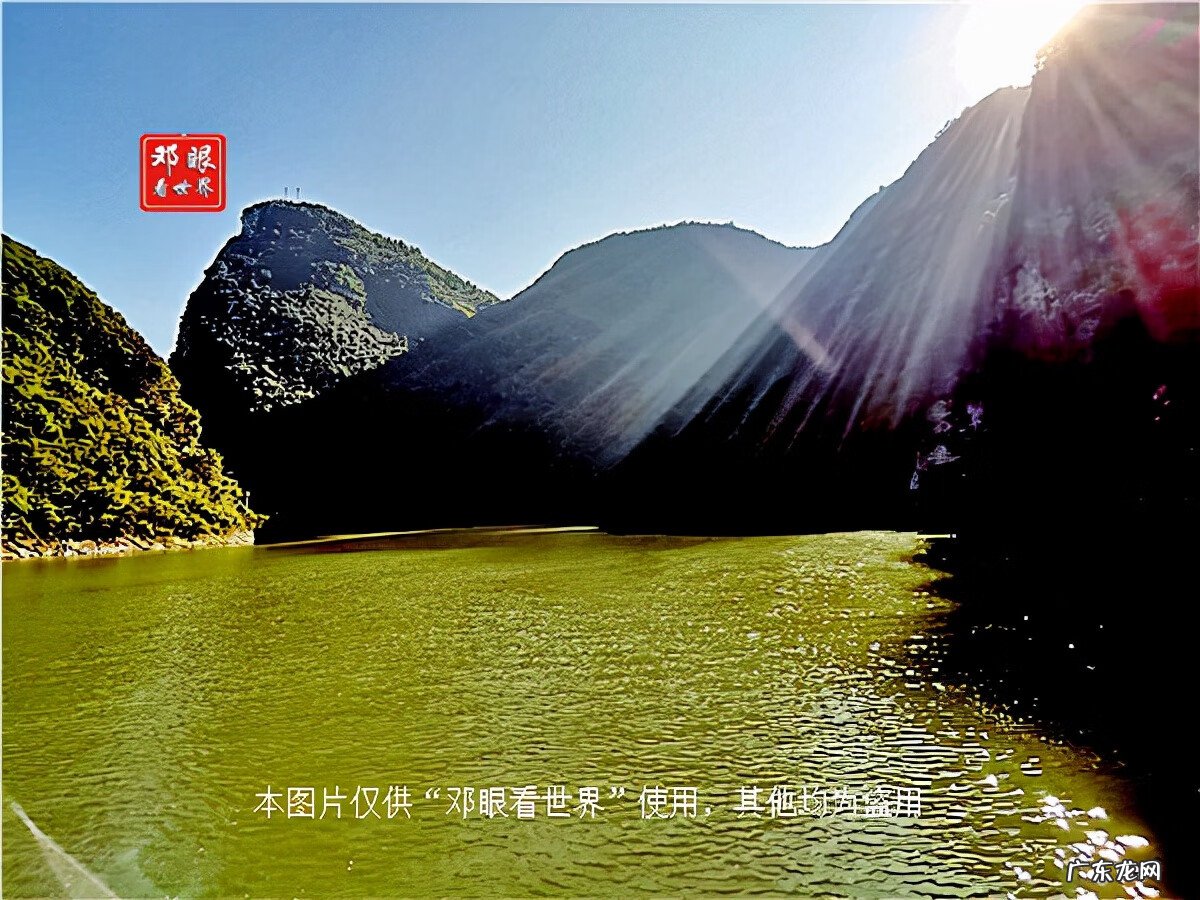 巴东神农溪漂流 巴东神农溪风景区