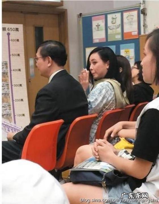 江华邓萃雯当年事件 江华喜欢邓萃雯吗