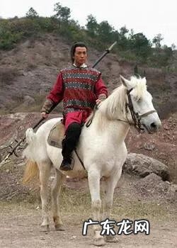 山管人丁水管财怎么解释 风水中的人丁山