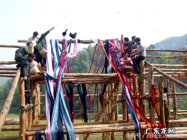 卧狮回头风水 卧狮形风水图片