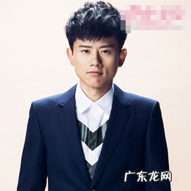 张杰纹理烫发型图片,张杰发型是什么烫
