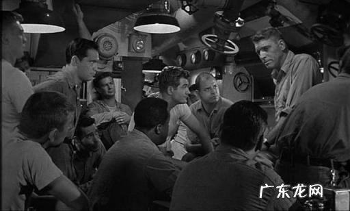 关于潜艇战争的电影大全 关于潜艇战的好看的电影 前十名